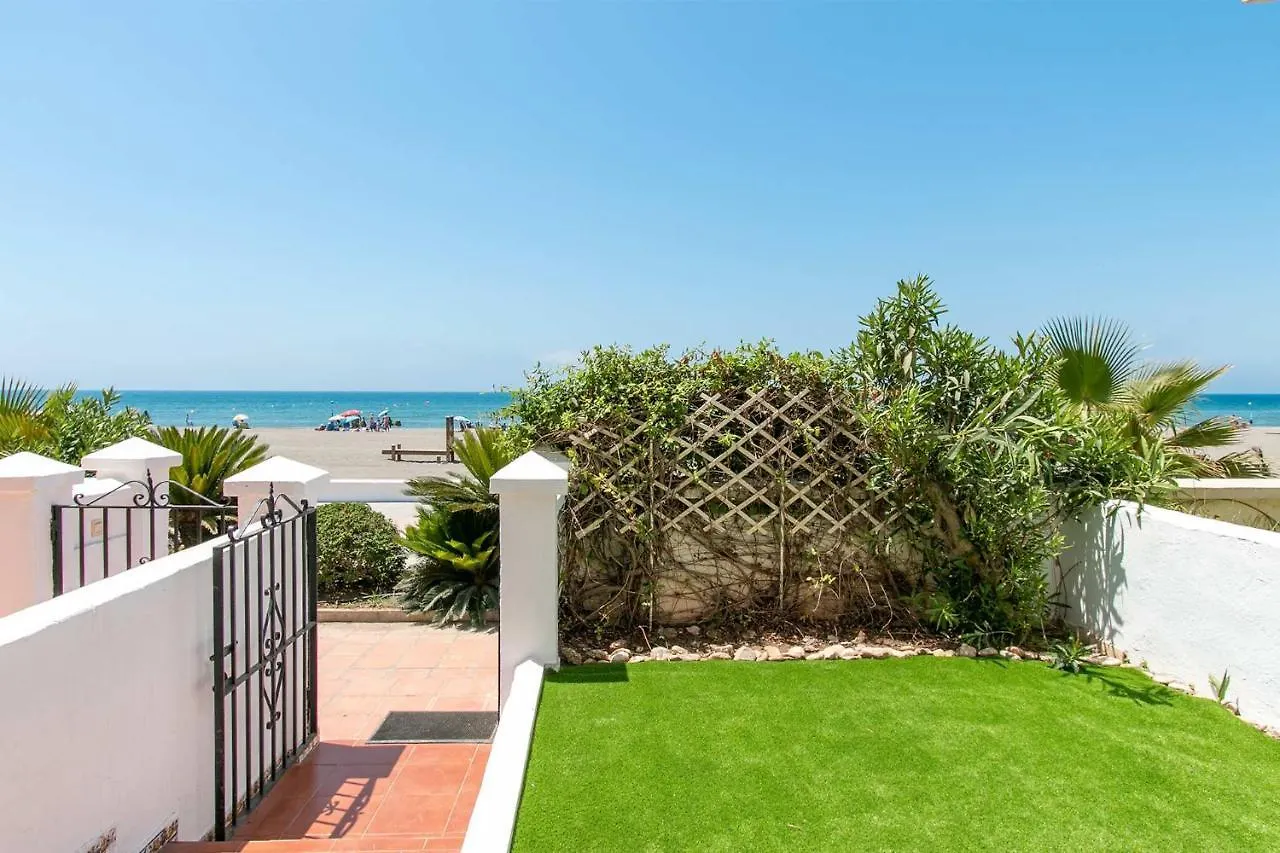 Apartamento Buganvillas Primera Linea De Playa Malaga Apartment
